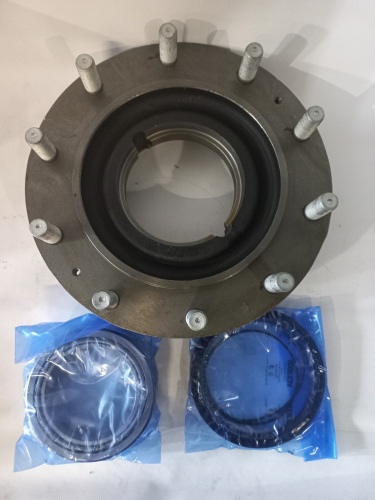 Крышка бортового редуктора 68004 (старый код 063487) Carraro